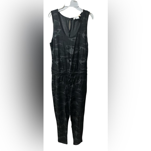 C and C California camo full length jumpsuit - Picture 2 of 6